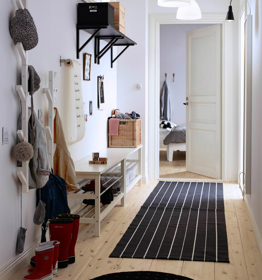 Різноманітні варіанти меблів знайшли своє ідеальне застосування для вузького коридору в квартирі, фото інтер'єрів якого, наочно це демонструють