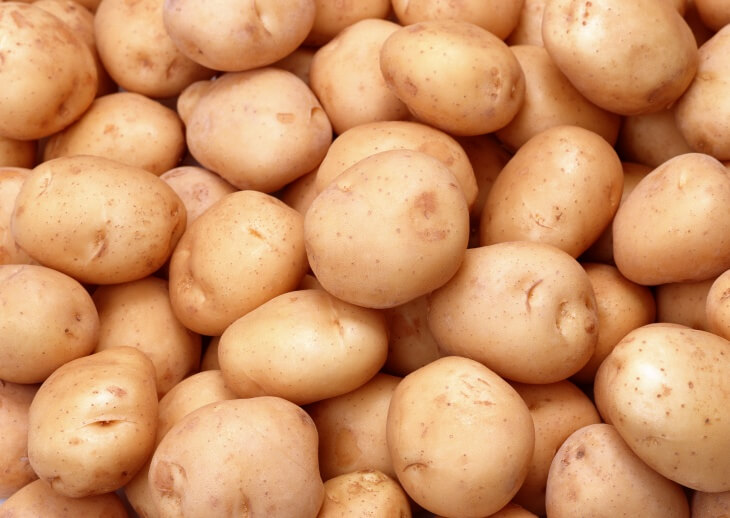 Картопля - це поширений коренеплід, який використовується для приготування їжі
